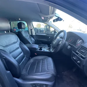 Volkswagen Touareg 2016 Grey Auto Diesel