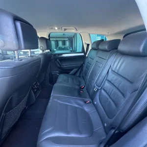 Volkswagen Touareg 2016 Grey Auto Diesel
