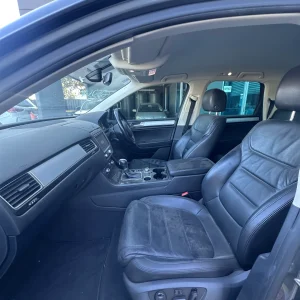 Volkswagen Touareg 2016 Grey Auto Diesel