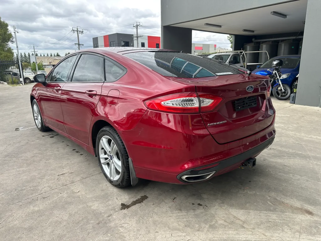 Ford Mondeo 2017 Red Auto Diesel