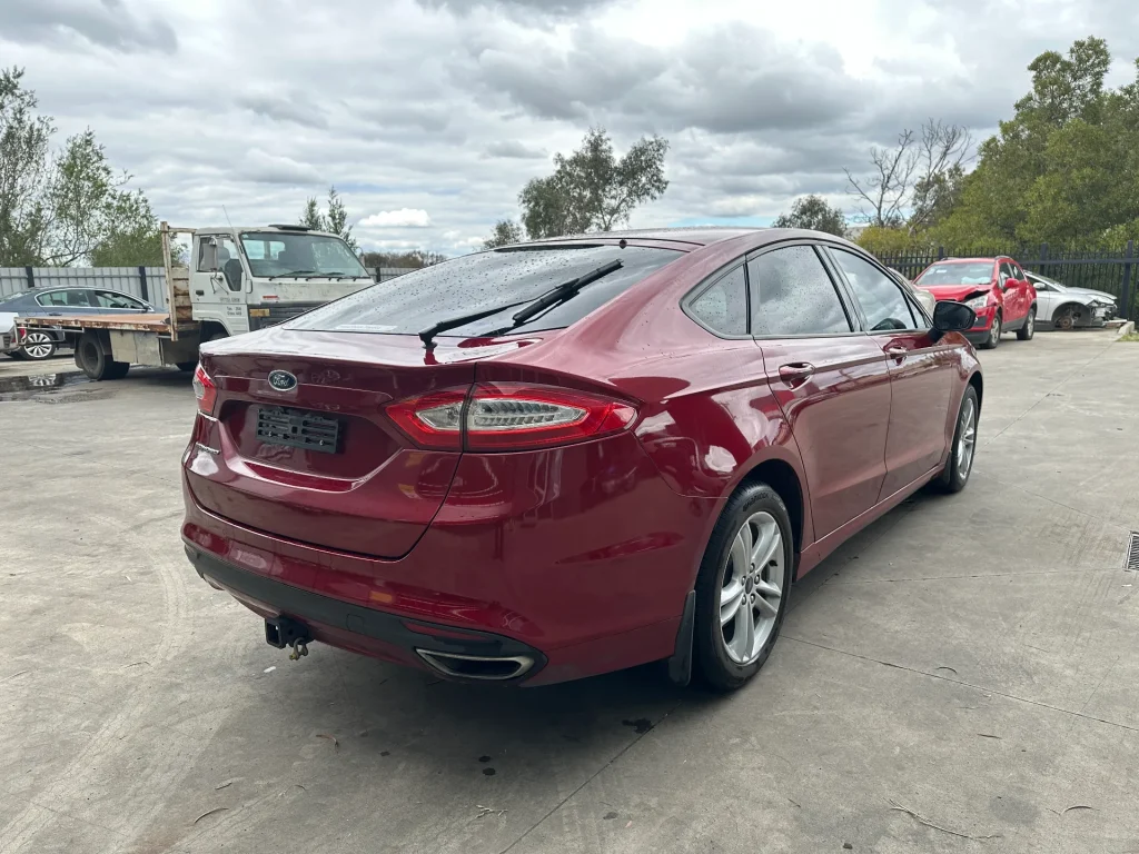 Ford Mondeo 2017 Red Auto Diesel