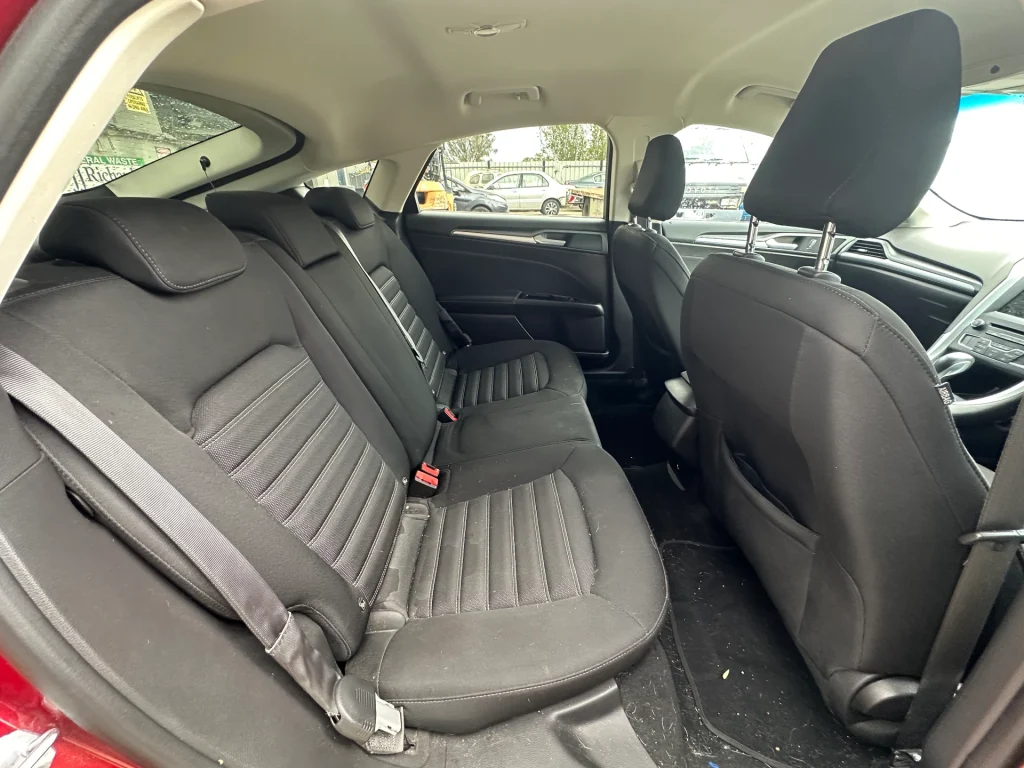 Ford Mondeo 2017 Red Auto Diesel