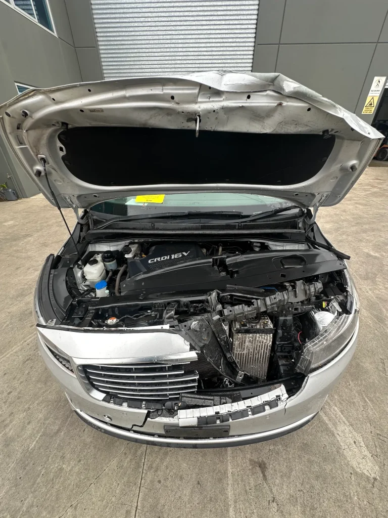 Kia Carnival 2018 Silver Auto Diesel