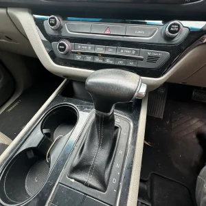 Kia Carnival 2018 Silver Auto Diesel