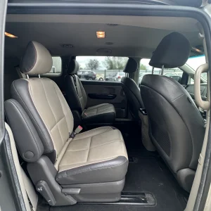 Kia Carnival 2018 Silver Auto Diesel