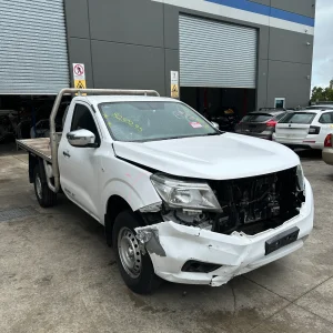 Nissan Navara 2018 White Man Diesel