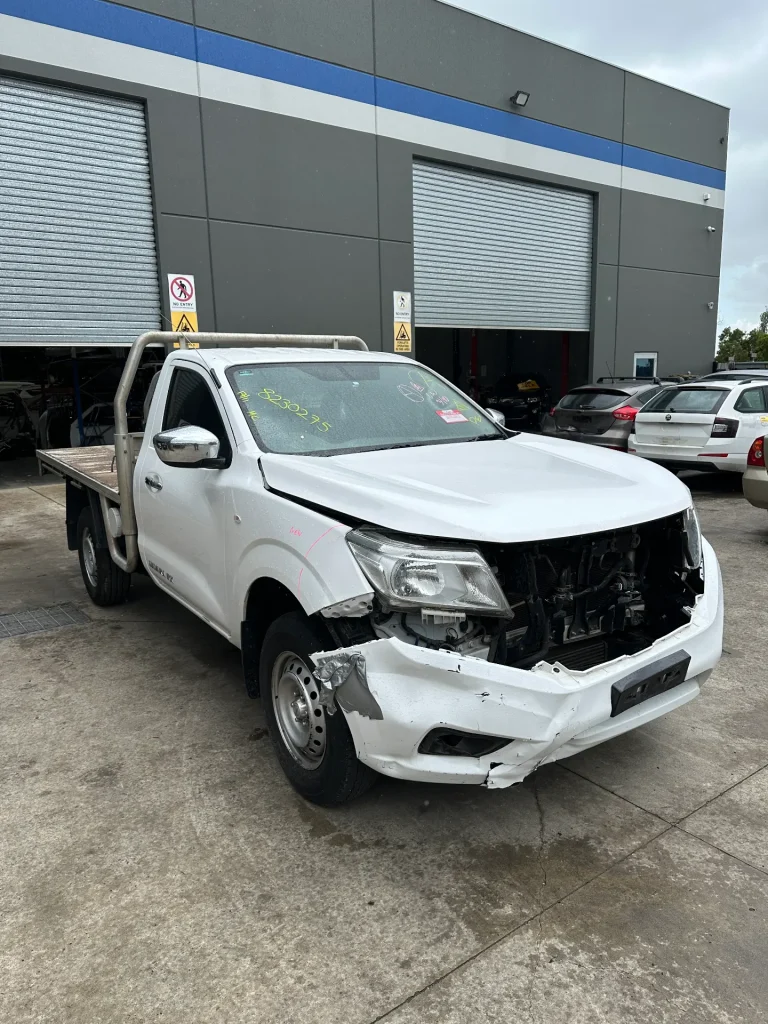Nissan Navara 2018 White Man Diesel