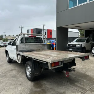 Nissan Navara 2018 White Man Diesel