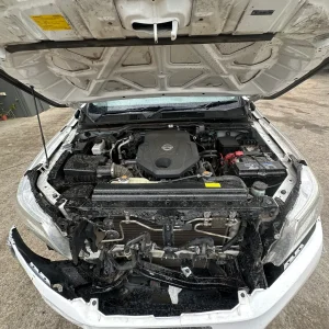 Nissan Navara 2018 White Man Diesel