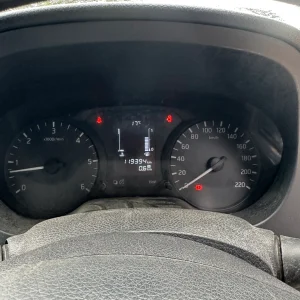 Nissan Navara 2018 White Man Diesel
