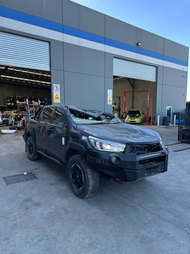 Toyota Hilux 2018 Grey Auto Diesel