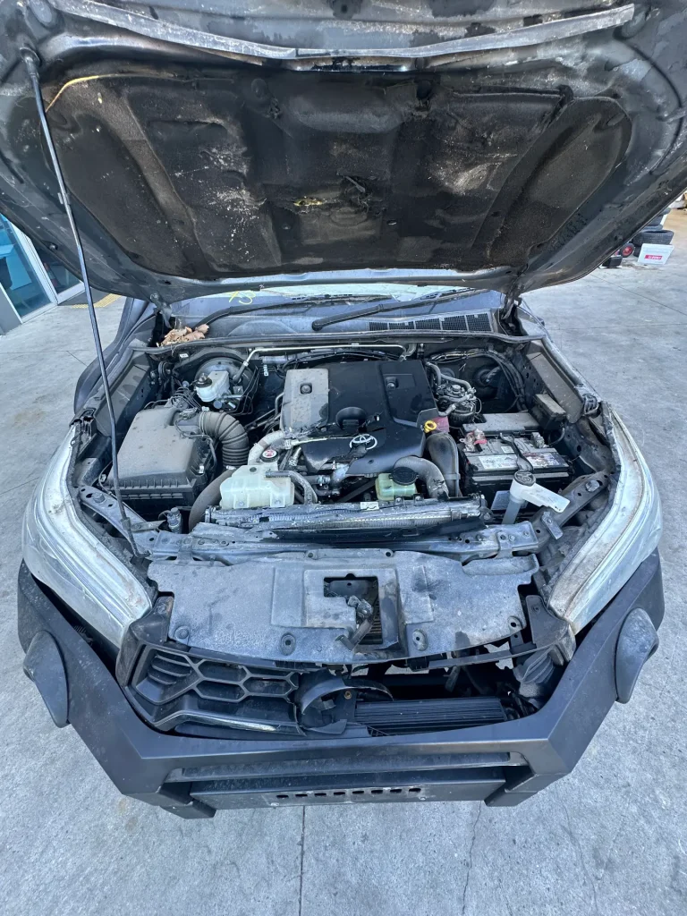 Toyota Hilux 2018 Grey Auto Diesel