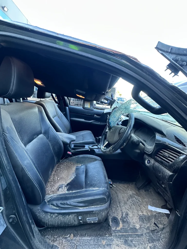 Toyota Hilux 2018 Grey Auto Diesel