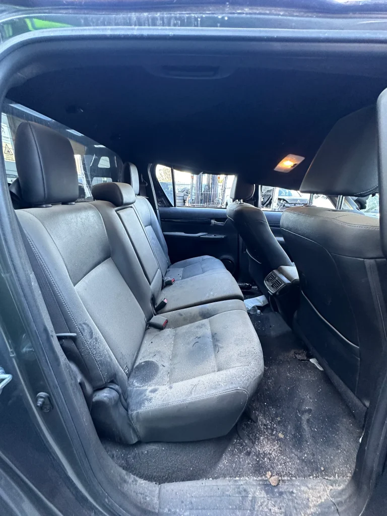 Toyota Hilux 2018 Grey Auto Diesel