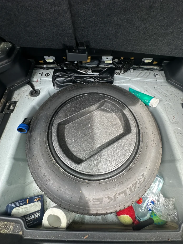 Toyota Yaris 2021 White Auto Petrol-Electric