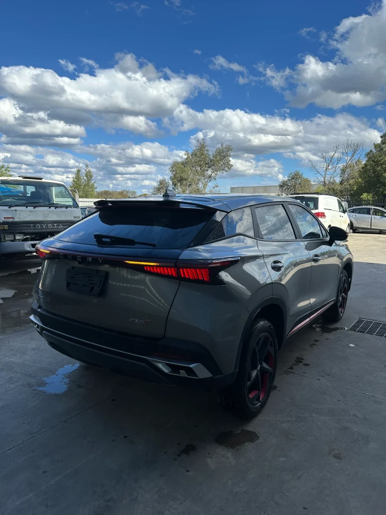 Chery Omoda 5 2023 Silver Auto Petrol
