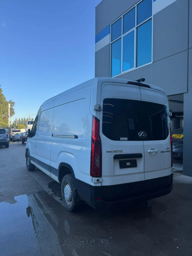 LDV Deliver 9 2023 White Auto Diesel