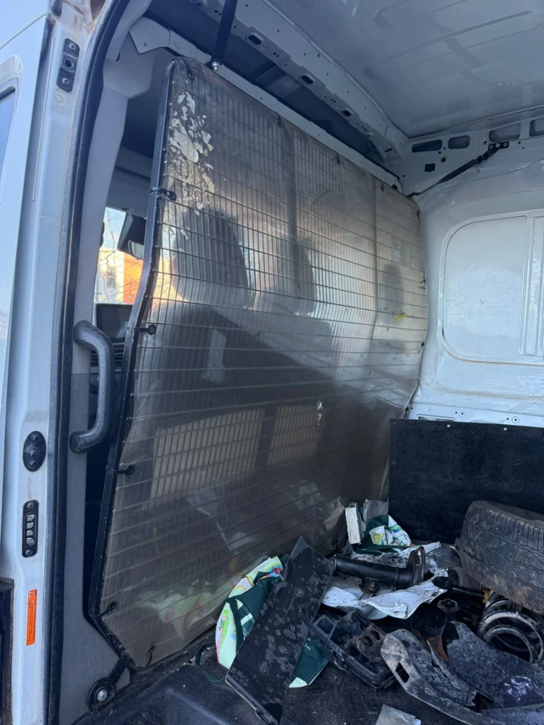 LDV Deliver 9 2023 White Auto Diesel