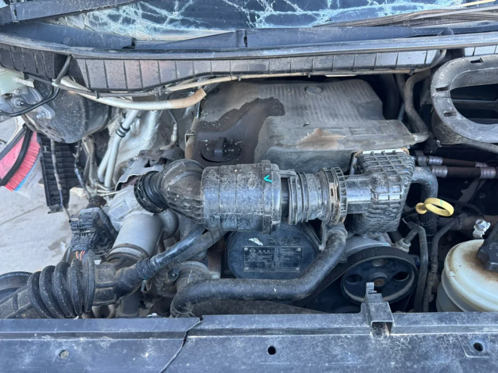 LDV Deliver 9 2023 White Auto Diesel