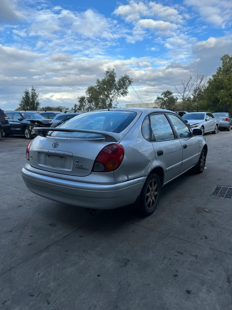 Toyota Corolla 2001 Silver Auto Petrol