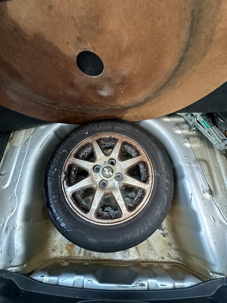 Toyota Corolla 2001 Silver Auto Petrol