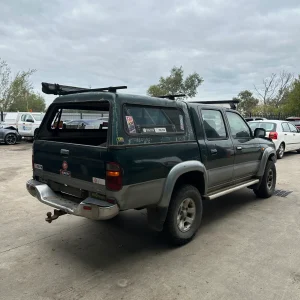 Toyota Hilux 2001 Green Man Diesel