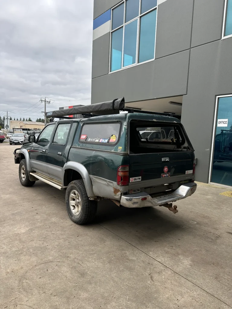 Toyota Hilux 2001 Green Man Diesel