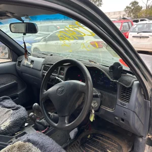 Toyota Hilux 2001 Green Man Diesel