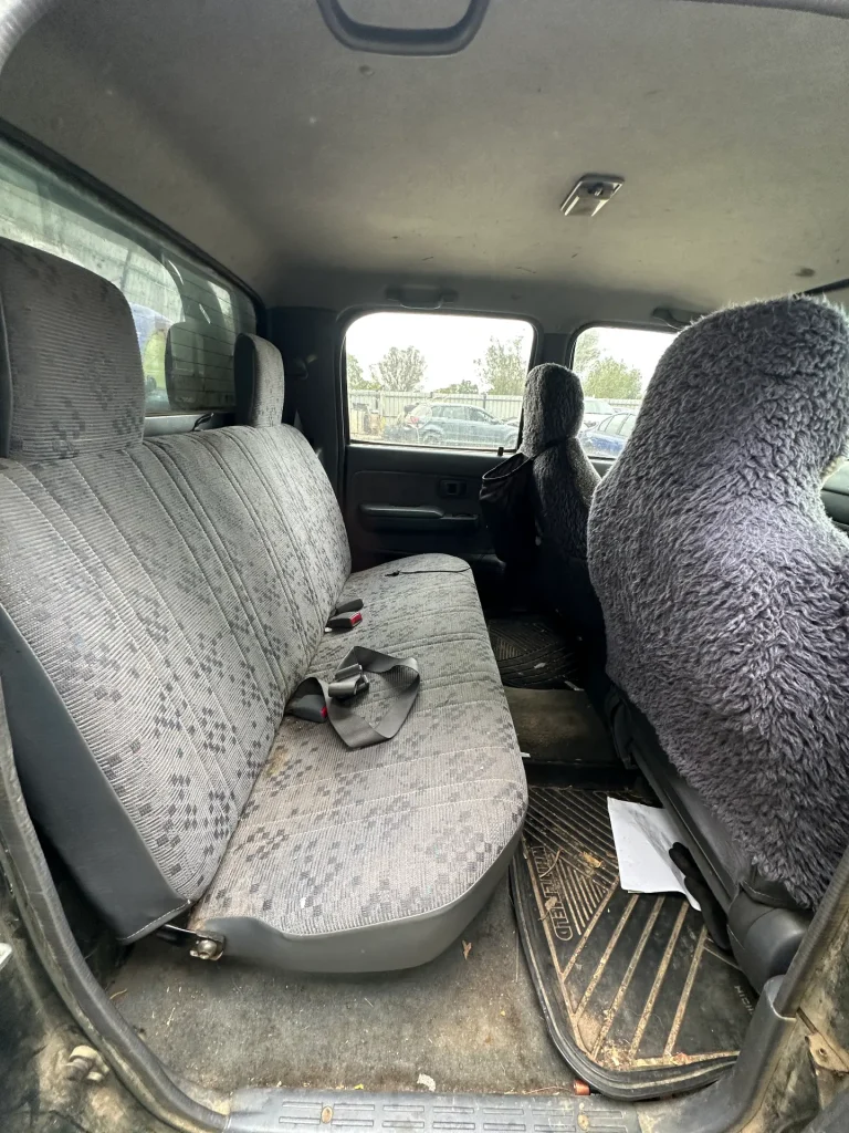 Toyota Hilux 2001 Green Man Diesel