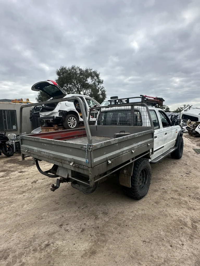 Ford Courier 2002 White Man Diesel