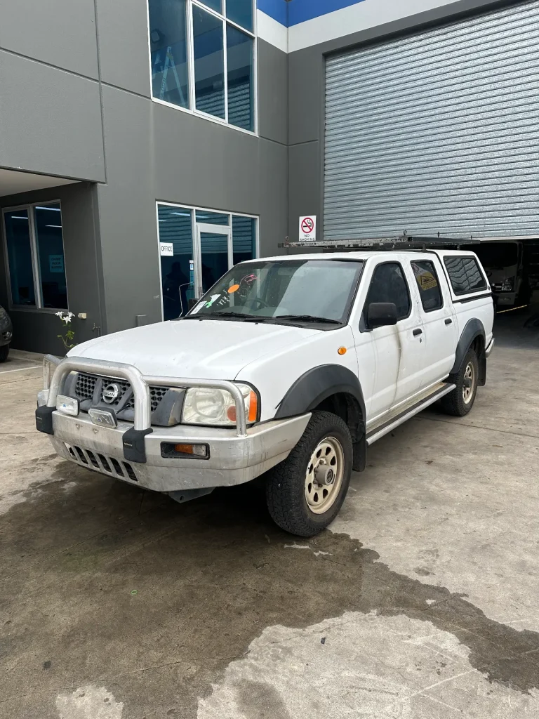 Nissan Navara 2004 White Man Diesel