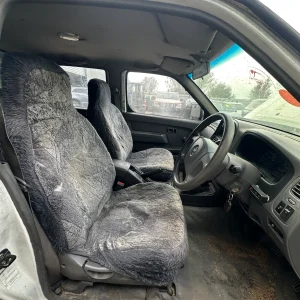 Nissan Navara 2004 White Man Diesel