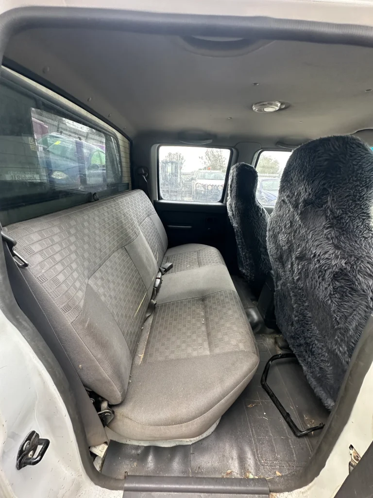 Nissan Navara 2004 White Man Diesel