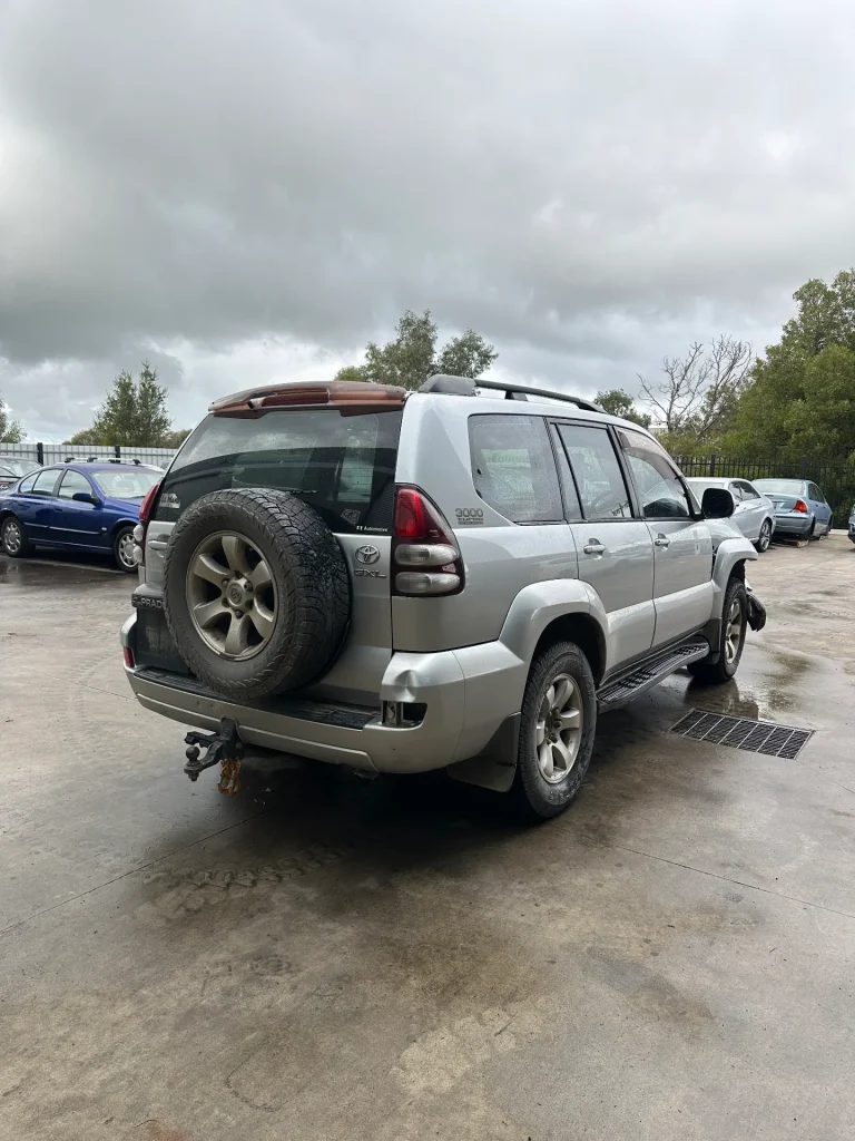 Toyota Prado 2004 Silver Auto Diesel