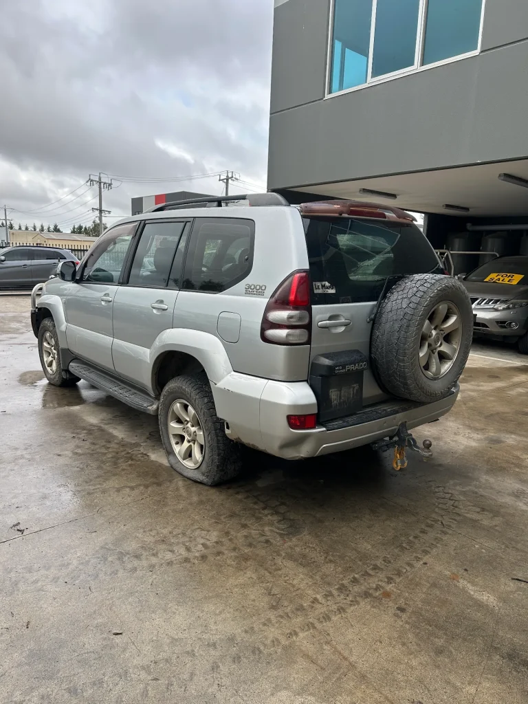 Toyota Prado 2004 Silver Auto Diesel