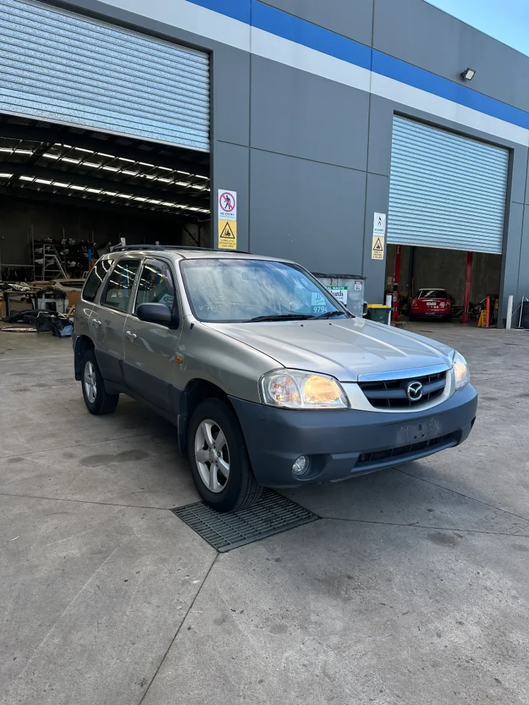 Mazda Tribute 2005 Silver Auto Petrol