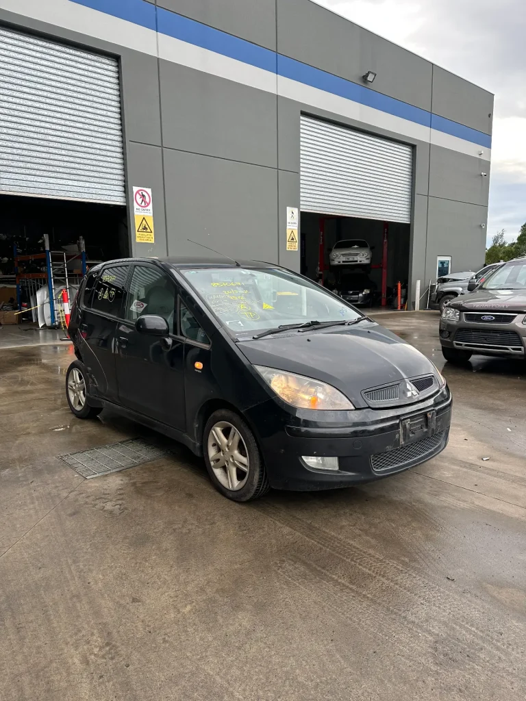 Mitsubishi Colt 2005 Black Auto Petrol