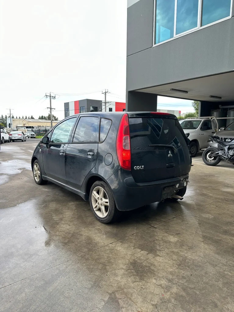Mitsubishi Colt 2005 Black Auto Petrol
