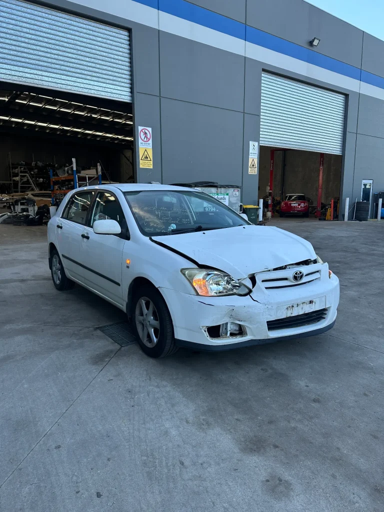 Toyota Corolla 2006 White Auto Petrol