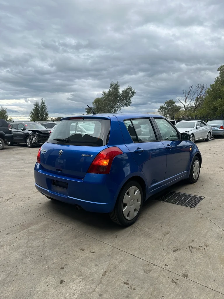 Suzuki Swift 2007 Blue Man Petrol