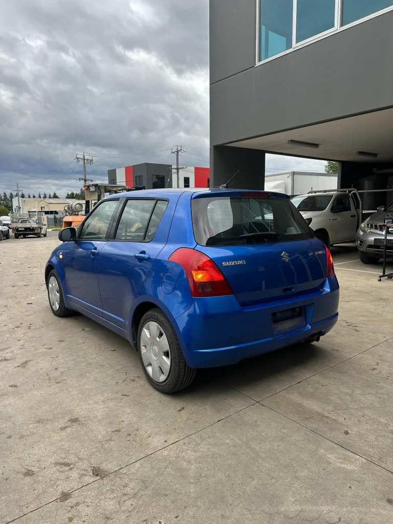 Suzuki Swift 2007 Blue Man Petrol