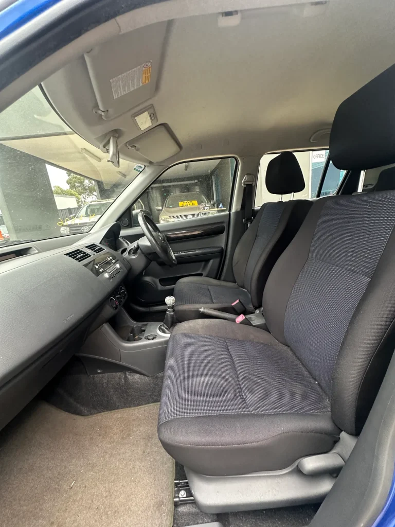 Suzuki Swift 2007 Blue Man Petrol