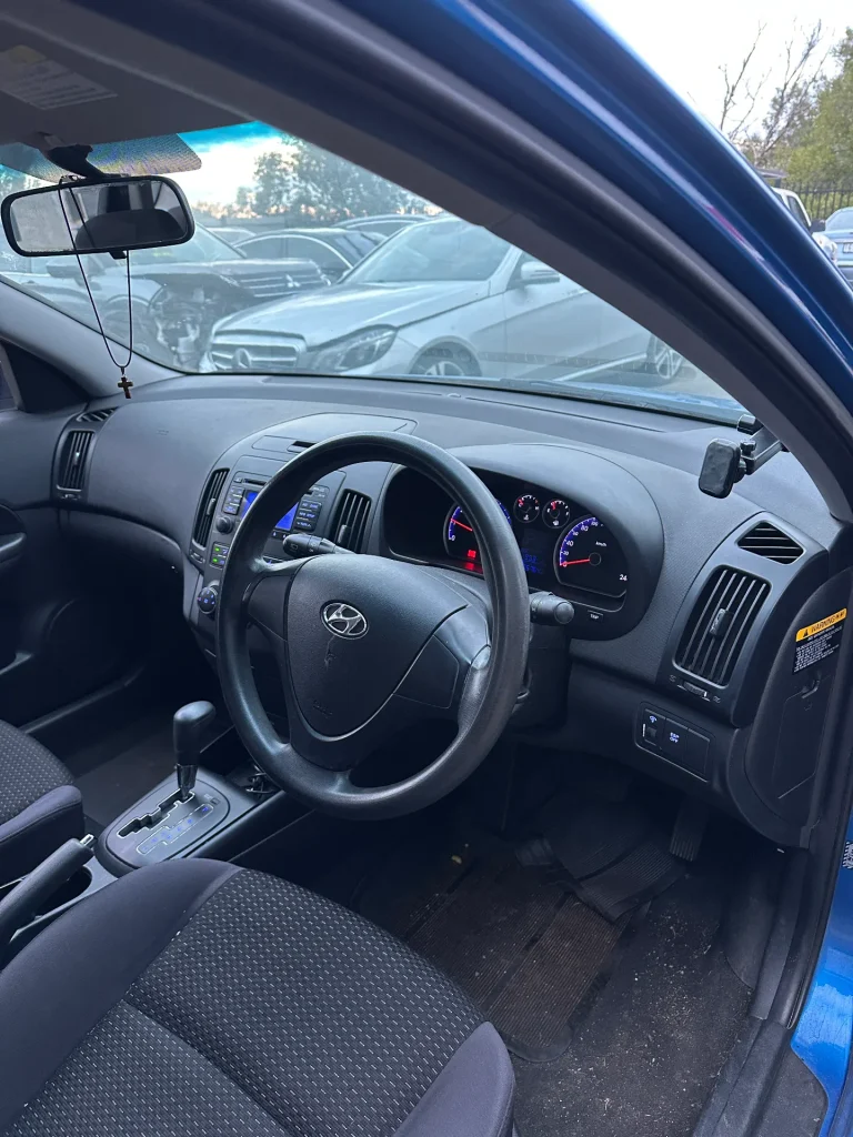Hyundai I30CW 2010 Blue Auto Petrol