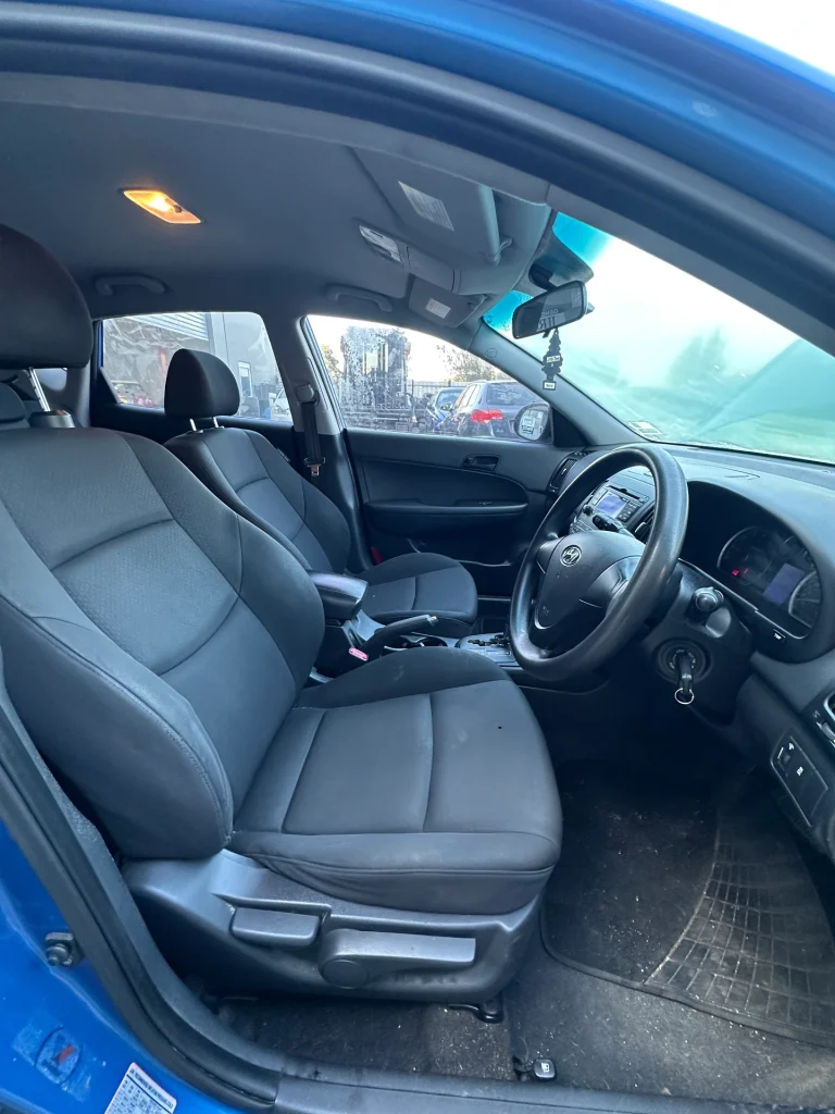 Hyundai I30 2011 Blue Auto Petrol