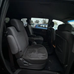 Ssangyong Stavic 2013 Black Auto Diesel