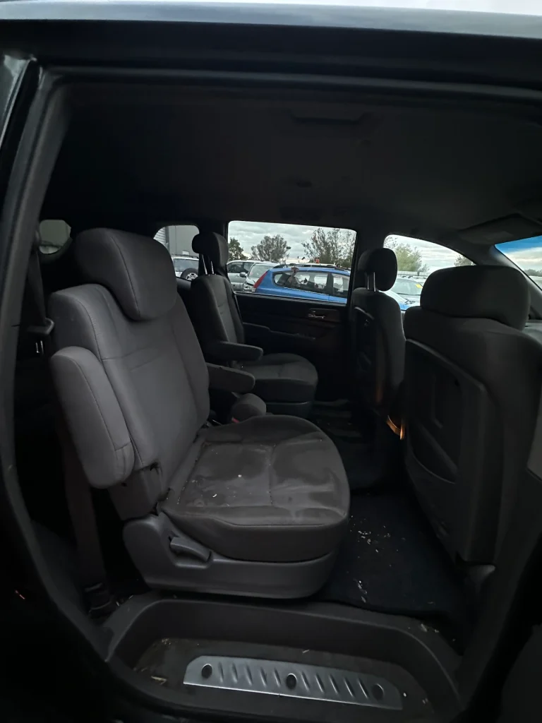 Ssangyong Stavic 2013 Black Auto Diesel