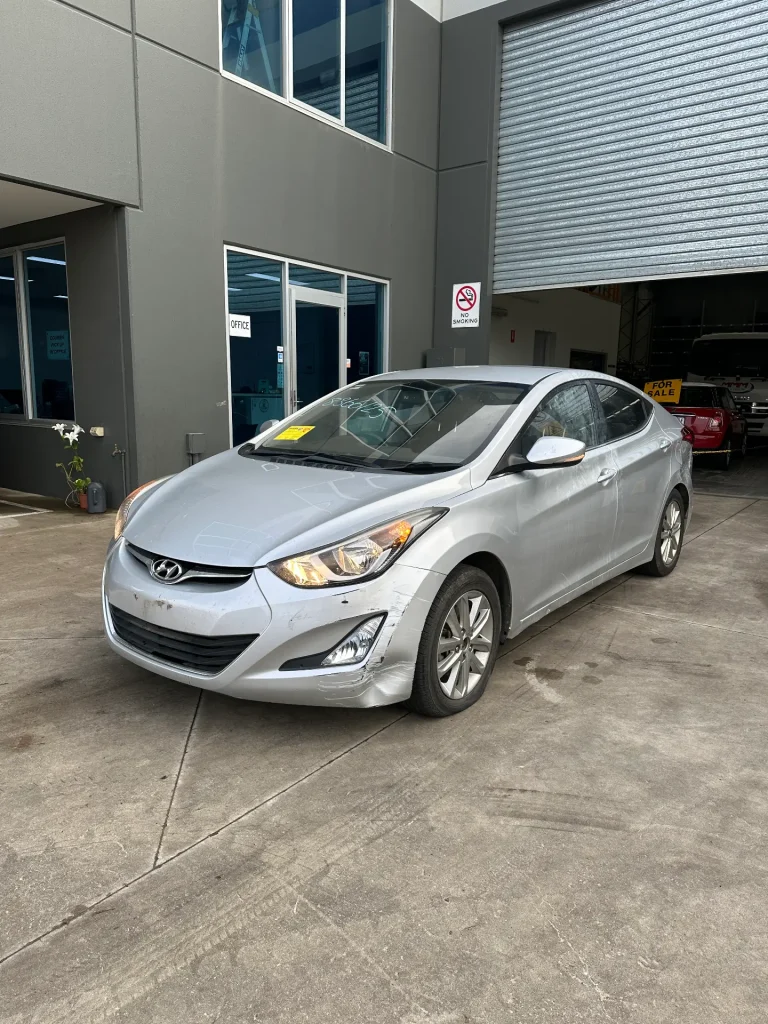 Hyundai Elantra 2014 Silver Auto Petrol