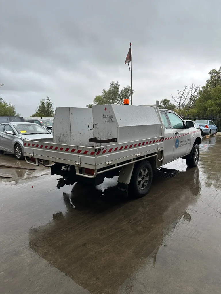 Mazda BT50 2014 White Man Diesel