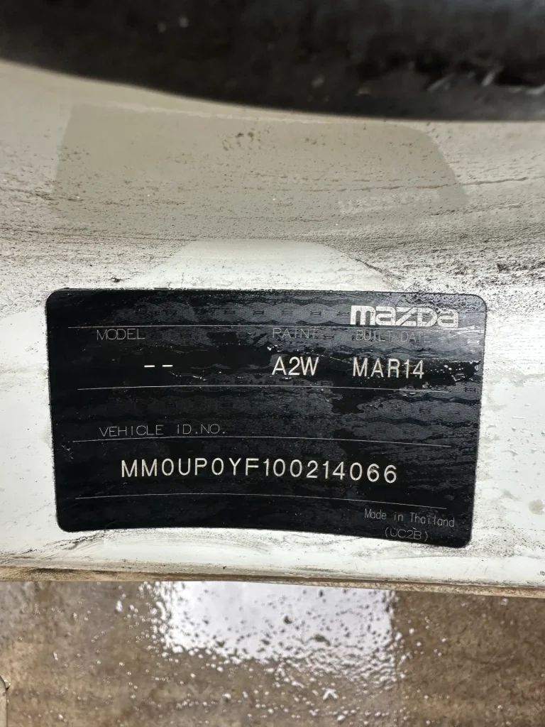 Mazda BT50 2014 White Man Diesel