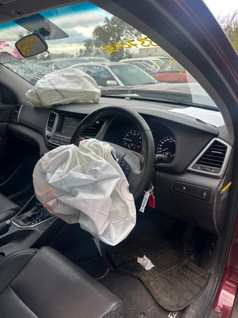 Hyundai Tucson 2015 Red Auto Petrol